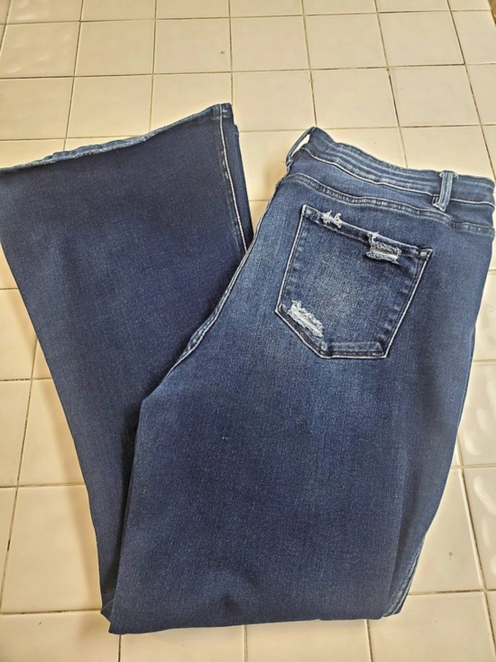 Flying Monkey High-Rise Bootcut Jeans Waist 36